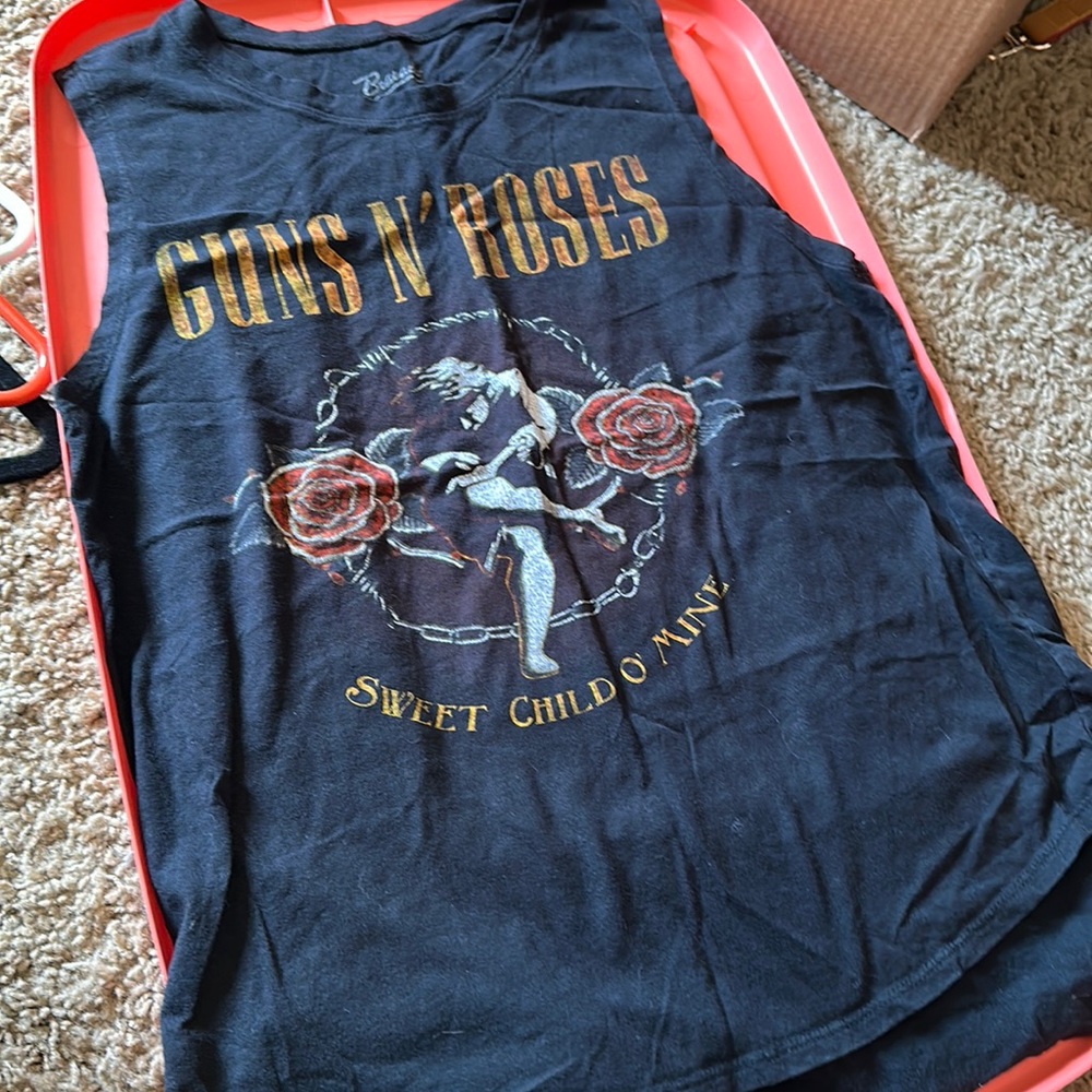 Sleeveless Shirt